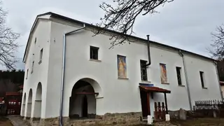 Църква "Свети Архангел Михаил" - Поповяне