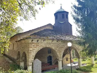 Църква "Свети Николай Летни" - с.Гумощник