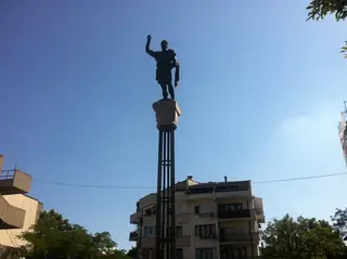 Паметник на Филип II Македонски - Пловдив