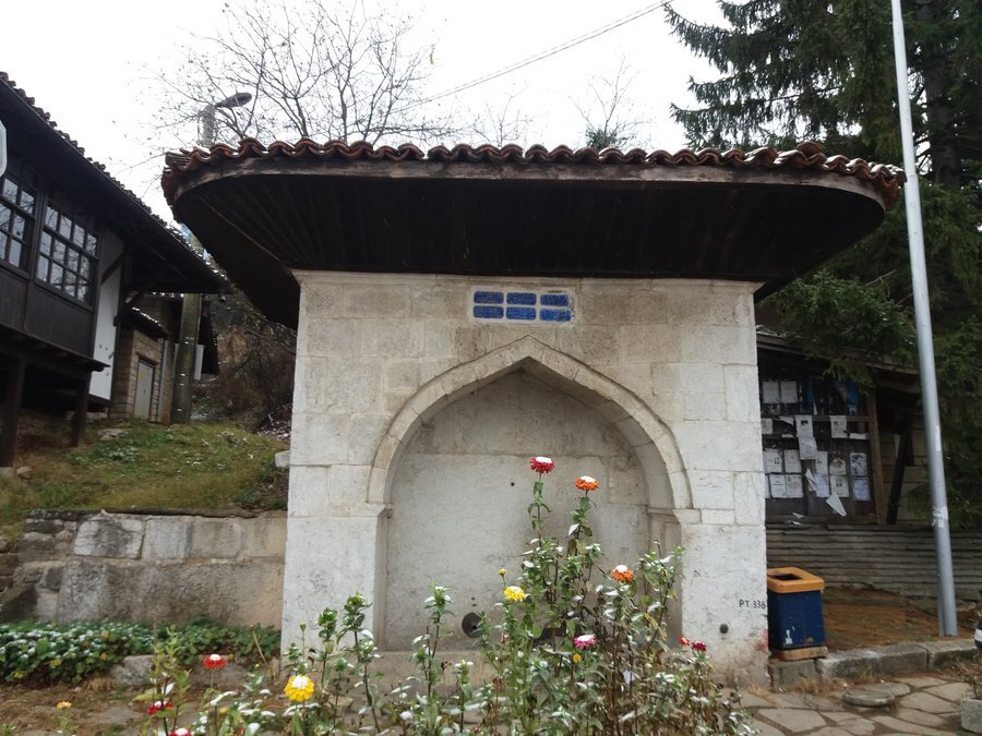 Пазарска чешма - с. Арбанаси