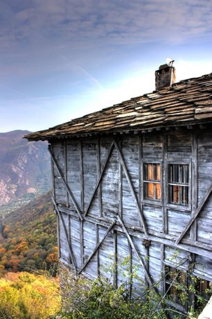 Гложенски манастир "Св. Георги Победоносец"