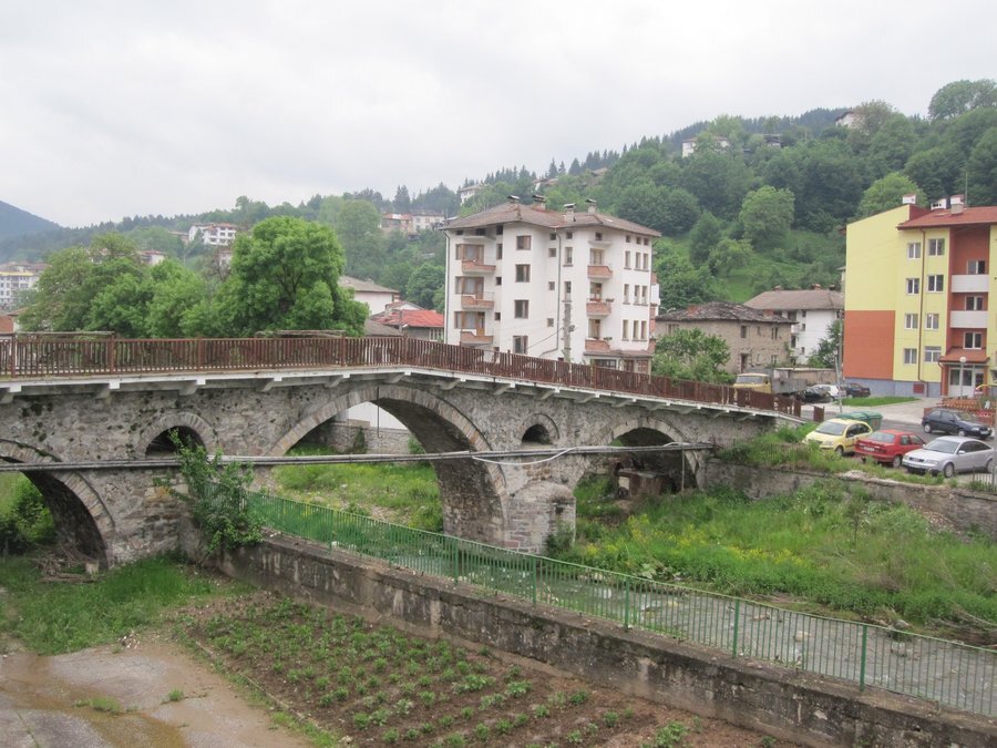 Старинен сводов каменен мост - Смолян