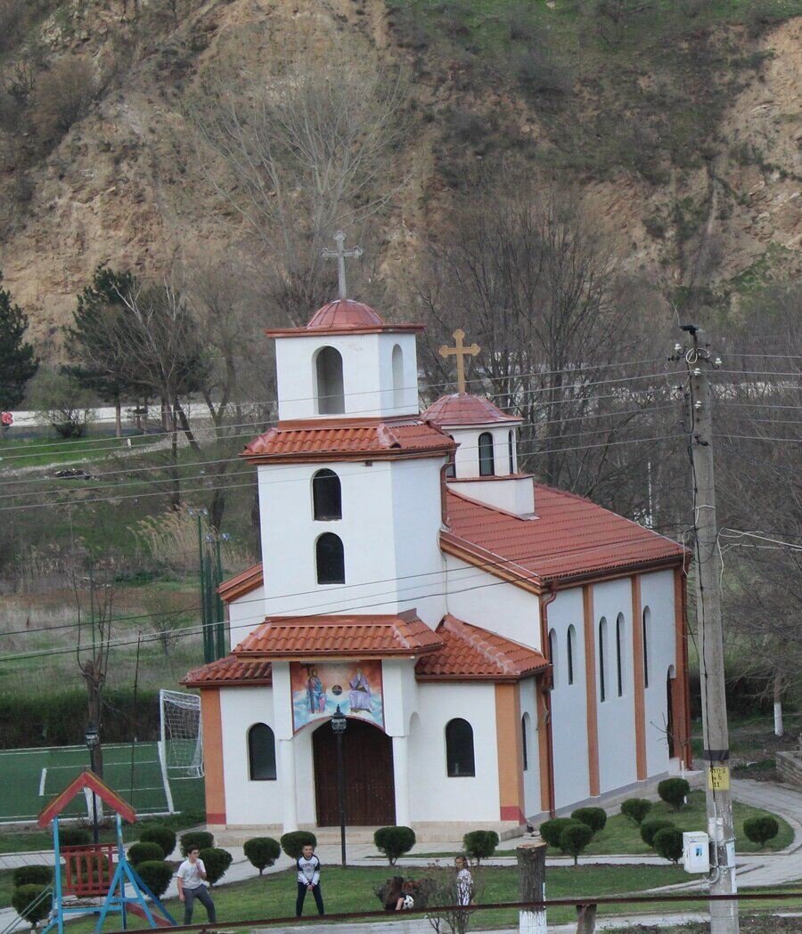 Църква "Света Троица" - с. Железница