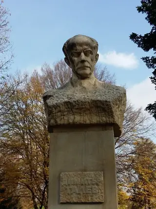 Бюст-паметник на Димитър Талев - София