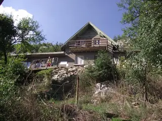 Хижа "Алпинист" - Басарбово