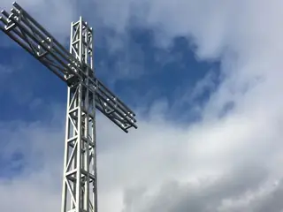 Свети Кръст - Земен