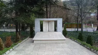 Паметник на загиналите във войните - Провадия