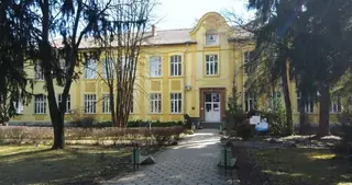 Сградата на дърводелското училище - Тетевен