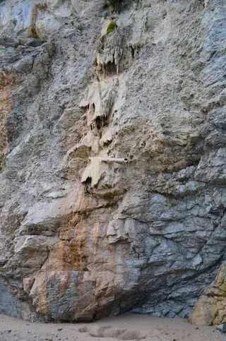 Палео-геоложки обект "Белите скали" - Бяла