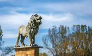 Скулптури "Лъвовете" - Севлиево