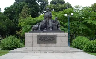 Паметник на Гюро Михайлов - Пловдив