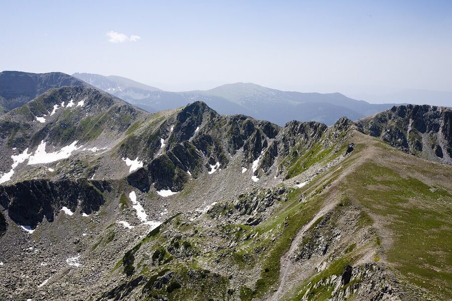 "Караулите" - Пирин