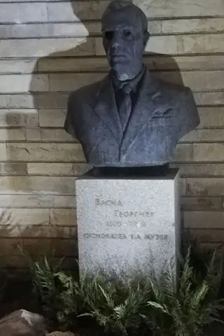 Паметник на Васил Георгиев - Котел