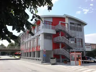 Покрит пешеходен мост на р.Марица - Пловдив