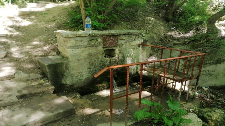 Сребърната чешма - Каварна