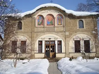 Църква "Света Троица" - Севлиево