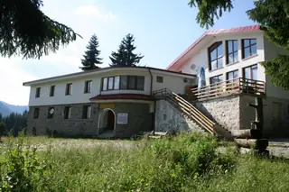 Хижа "Смолянски езера"