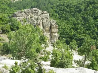 Големият и Малкият казан - Равен