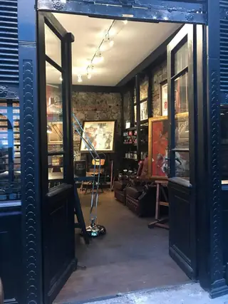 "AVR - Atelier Vesselin Roussev" - Пловдив