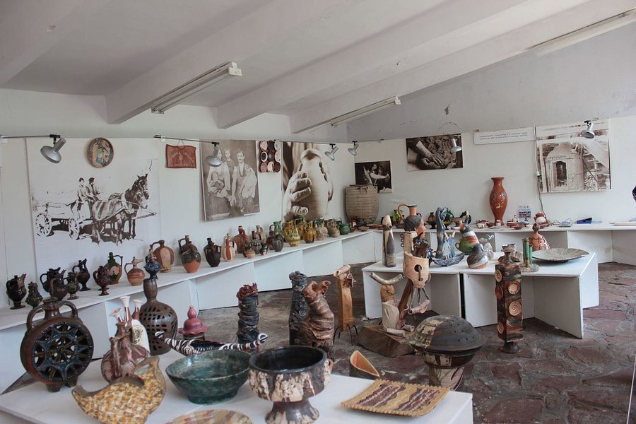 Музеен комплекс "Бусинска керамика" - Бусинци