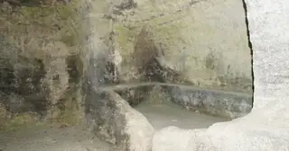 Скална раннохристиянска гробница - Кирека