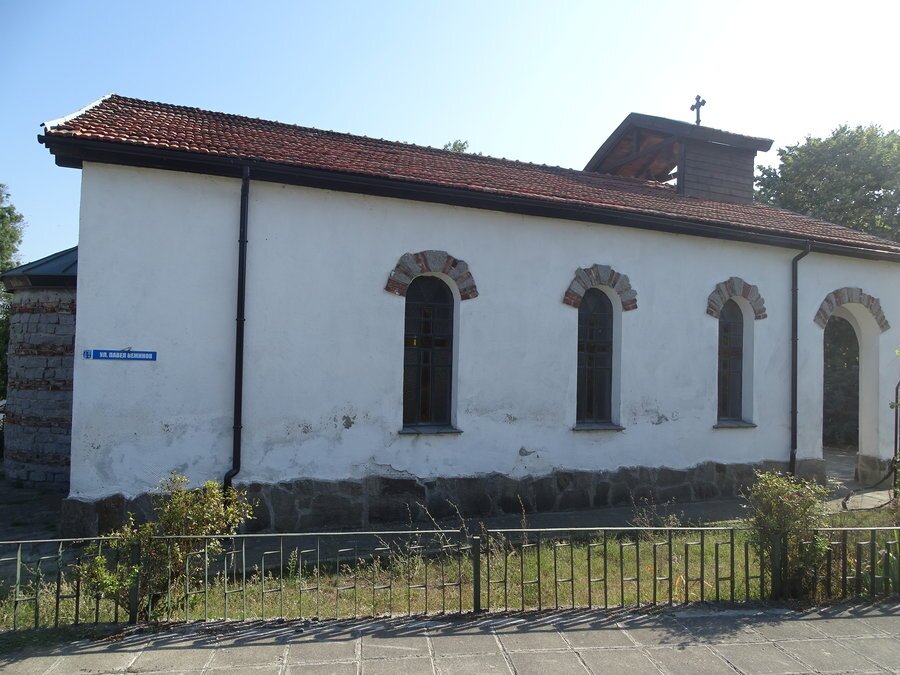 Църква "Св. Варвара" - с. Варвара