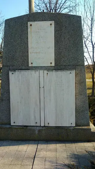 Войнишки паметник - с. Тополчане