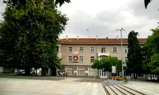 "Старият чинар" - Пещера