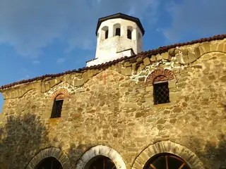 Църква “Св. Петър и Павел” – Преколница