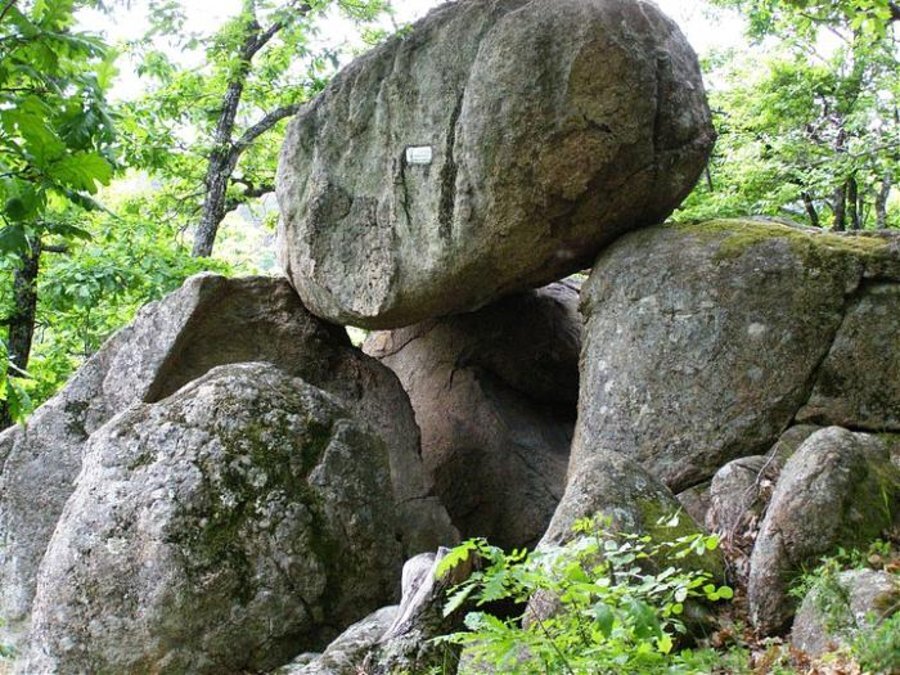 Скален феномен "Пиростията" - Турия