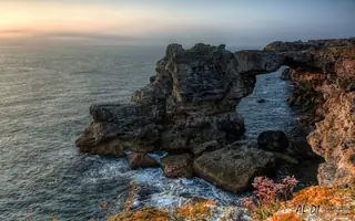 Скалната арка - с.Тюленово