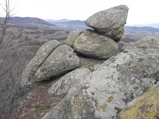 "Дролийските камъни" - Михилци