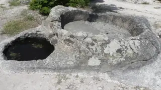 Ритуален камък Шарапана - Врело