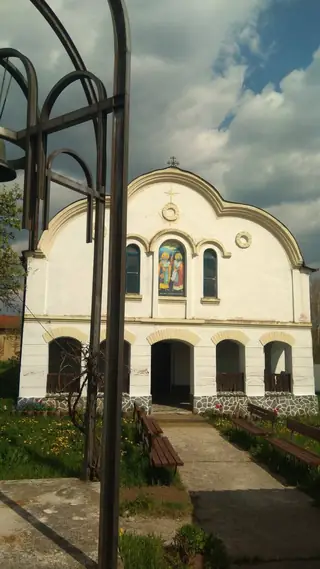 Църква "Св. Св. Кирил и Методий" - с. Веринско