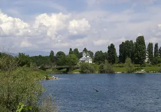 Дружбенското езеро - София