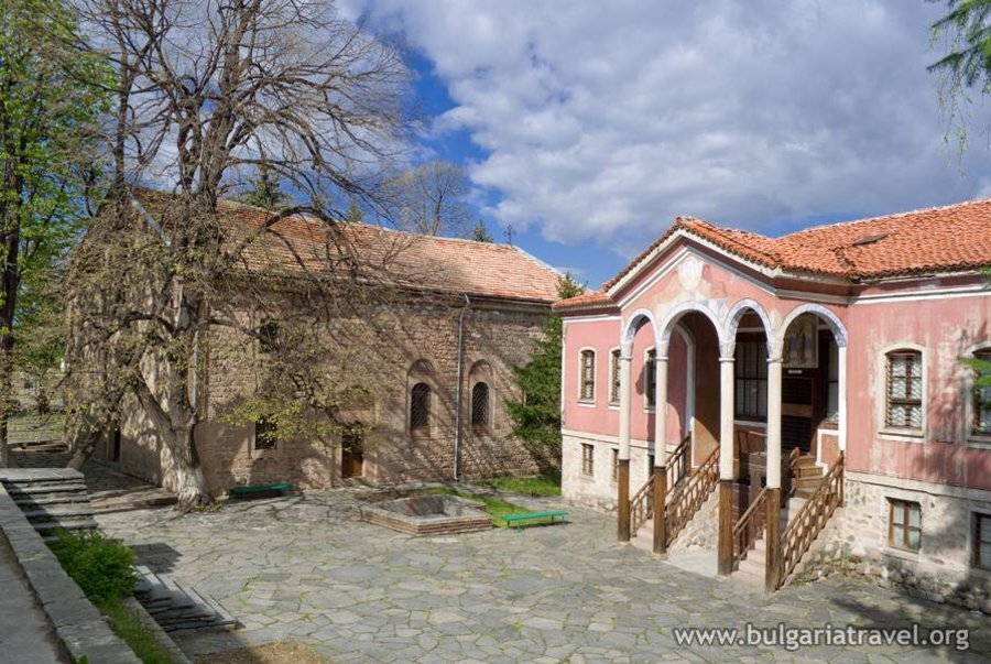 Дановото училище - Перущица