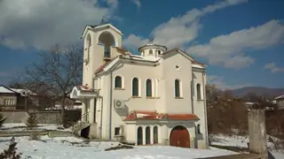 Храм "Св. Архангел Михаил" - с.Колена