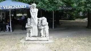 Скулптура "Снежанка и седемте джуджета" - София