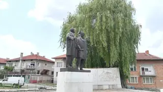 Паметник на Ленин и Георги Димитров