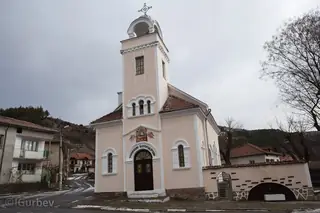 Храм "Успение Богородично" - Рaждавица