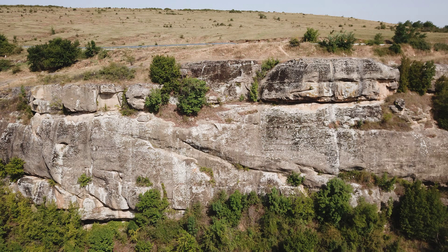 Скални образувания - Роман