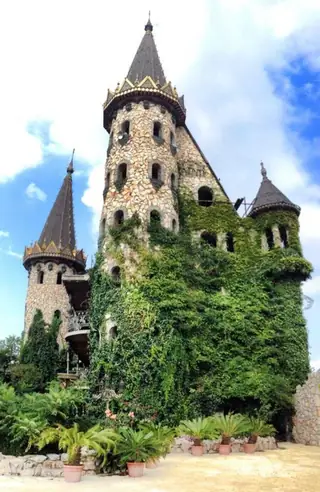 Замък "Влюбен във Вятъра" - Равадиново