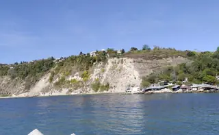 Каменна арка „Делфинчето“ – Траката, Варна