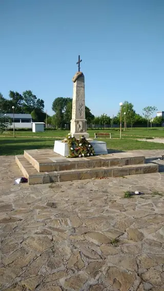 Паметник на загиналите през Първата световна война - Стралджа