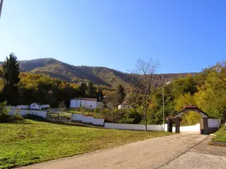 Манастир "Свети Теодор Тирон" - Правец