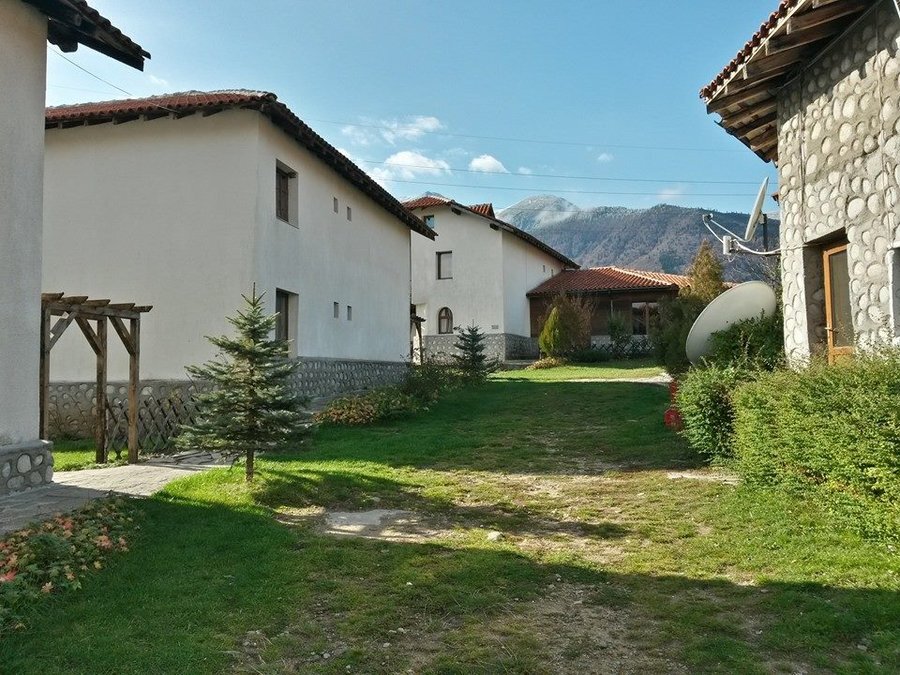 Био ферма "Моравско село" - Банско