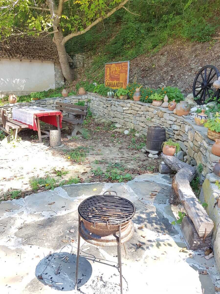 Кът за отдих - с. Скандалото