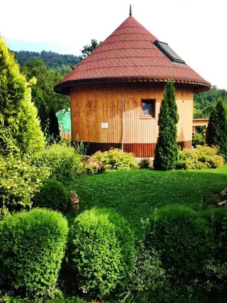 Еко селище "Азарея" - Горно Трапе