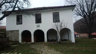 Църквата "Св. Димитър Солунски" - с.Ичера