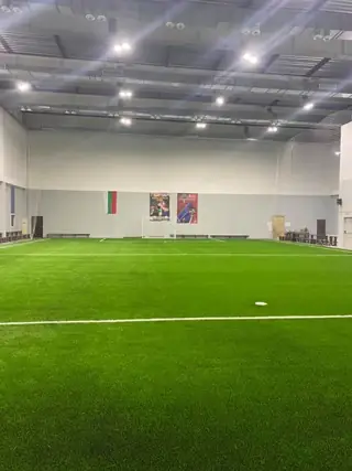 Футболна зала "Бъдеще"